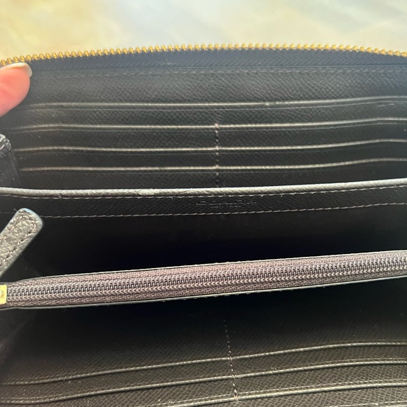 Coach Zip Wallet Python Embossed - Picture 10 of 10